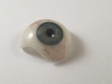 Altes Glasauge Augenprothese